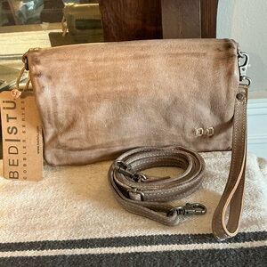 NWT Bed Stu Cadence Wallet Wristlet Crossbody Bag Light Grey Rustic MSRP $175